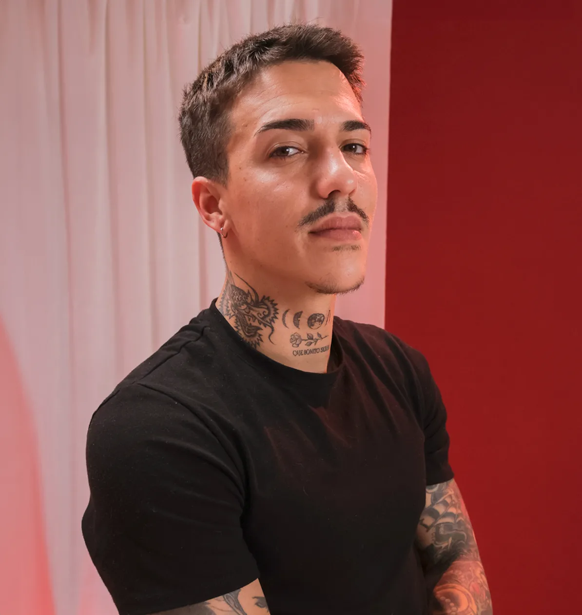 tattooed-man-portrait